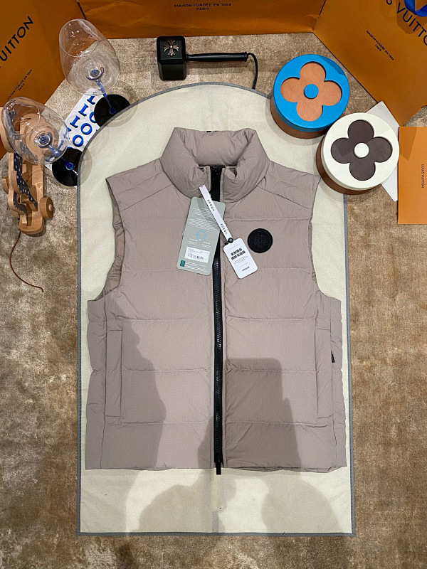 Canada Goose